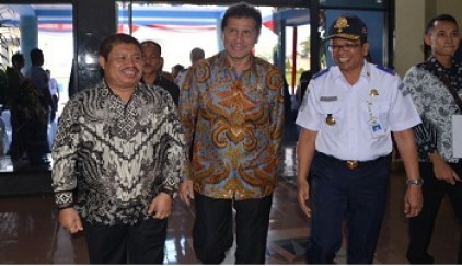 Bupati Amril: ASN Tak Boleh Mempersulit Masyarakat